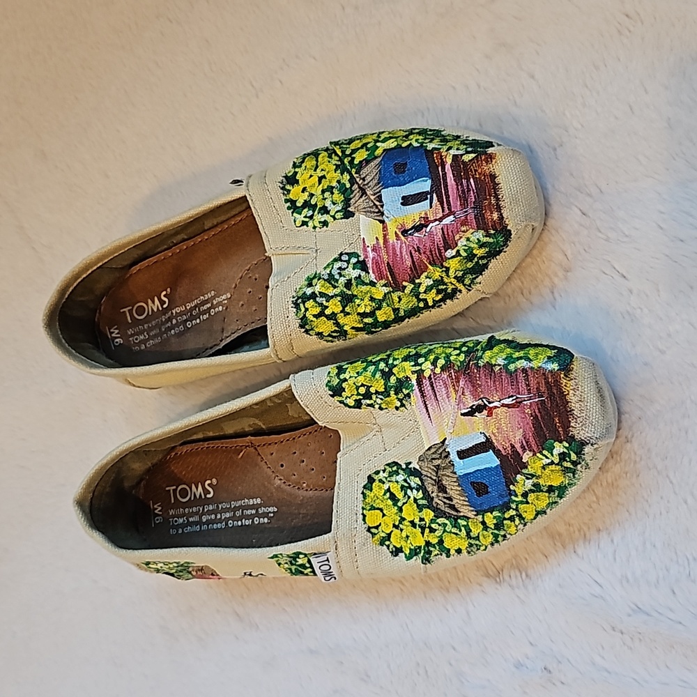 Custom Toms